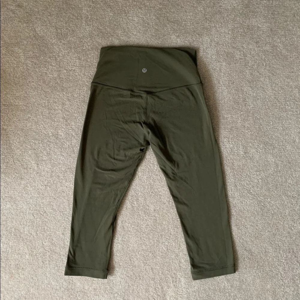 lululemon crop
